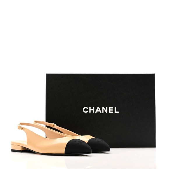 CHANEL Beige Leather Slingback Flats with Black Pointed Cap - Picture 4 of 4